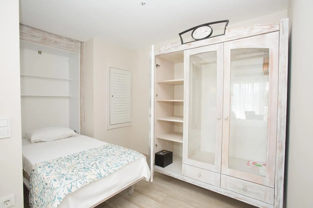 Dedeminn Marina Hotel Gocek  3*, Gocek (Fethiye)