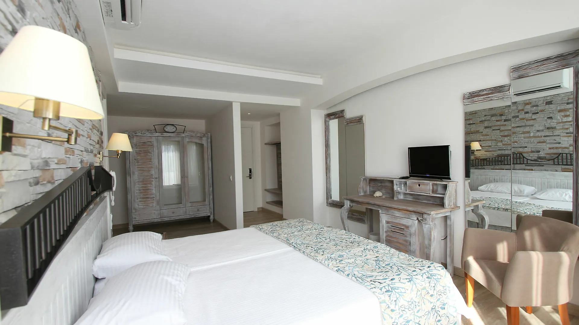 ***  Dedeminn Marina Hotel Göcek Türkiye